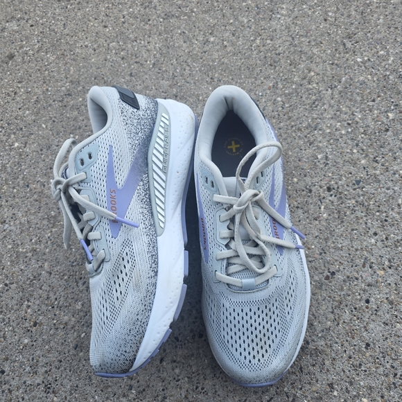 Brooks Ariel 24 Sneaker Women Size 8B - Picture 3 of 14